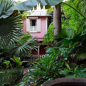Inn Pink Plantation House